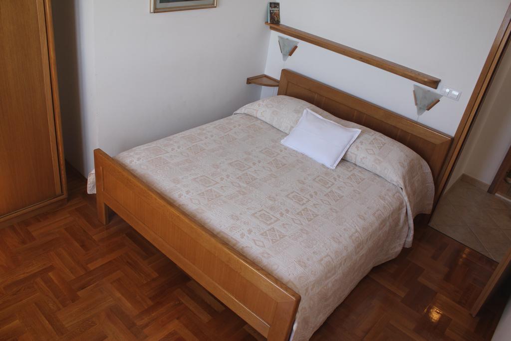 Villa Simpatia Primošten Dış mekan fotoğraf